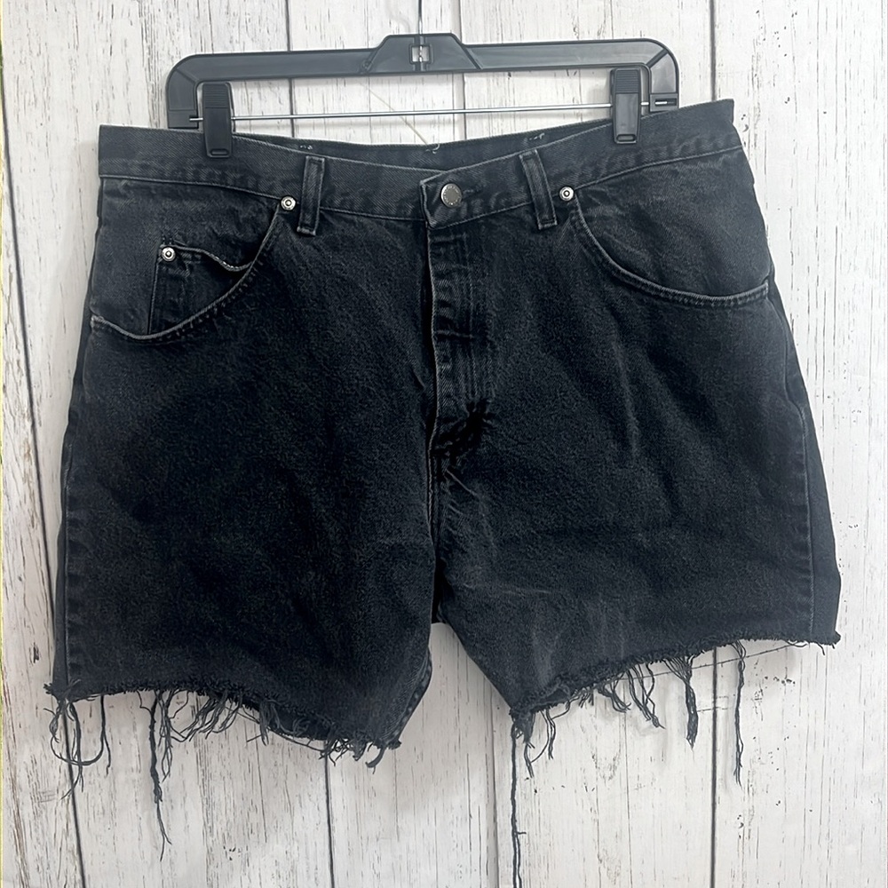 COPY - Vintage Wrangler Black Cutoff Shorts Men’s Size 36